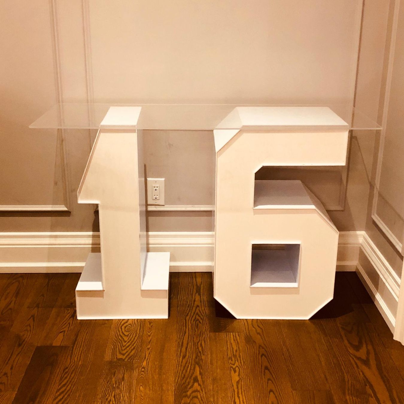 Marquee Block Numbers with Table