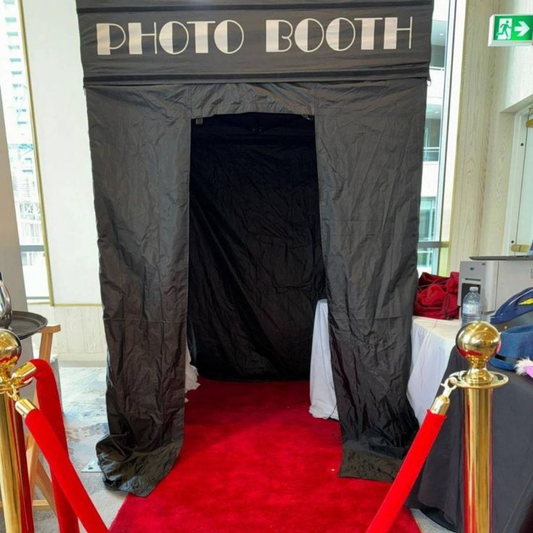 Private Enclosed Photo Booth 